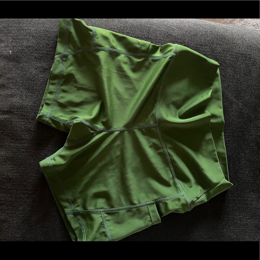 green ever forward shorts with pockets